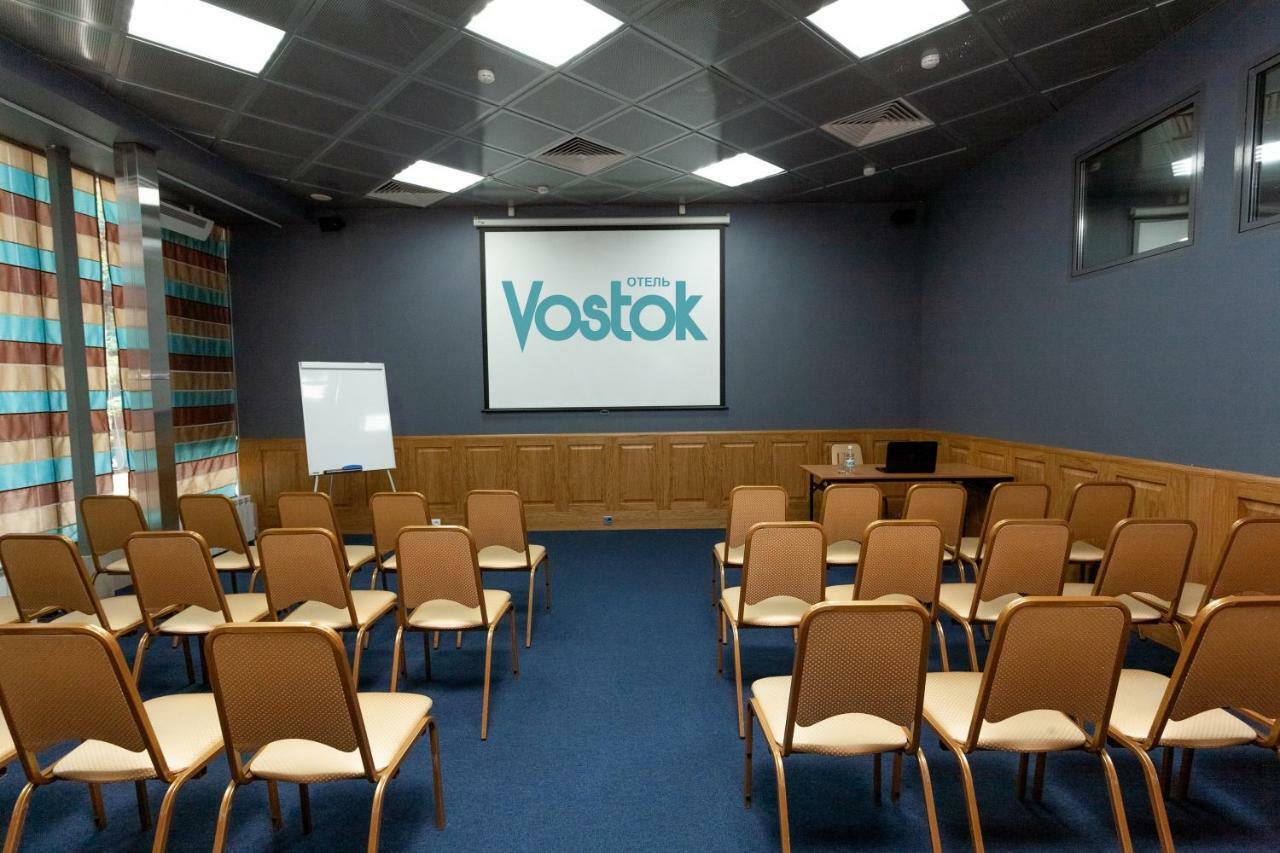 Vostok Hotel Tiumen Exterior foto